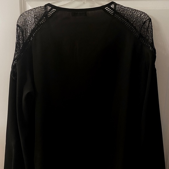 Black Chiffon Long Sleeve Blouse - Picture 3 of 4
